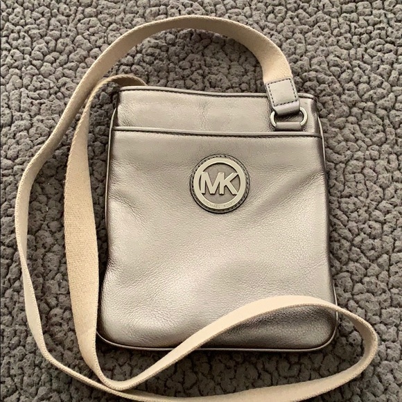 Michael Kors Handbags - Michael Kors metallic silver crossbody bag